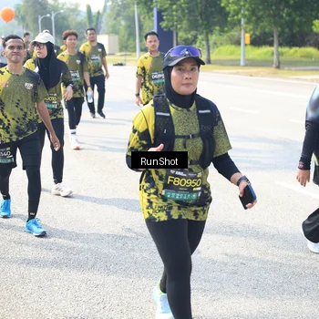 Runner Photo 6944752