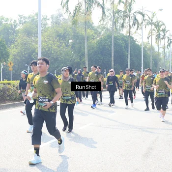 Runner Photo 6944756