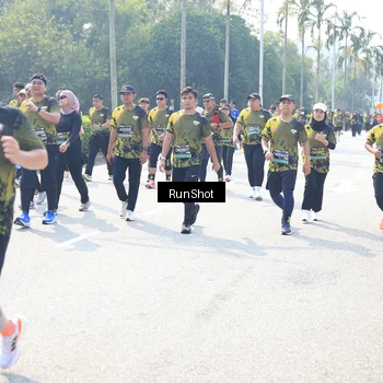 Runner Photo 6944773