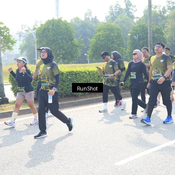 Runner Photo 6944782