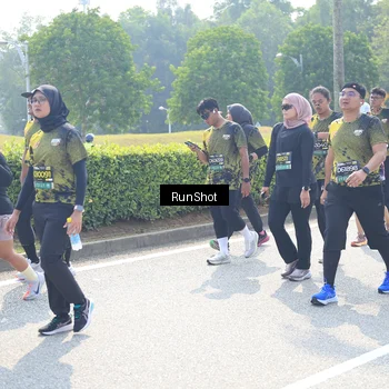 Runner Photo 6944786