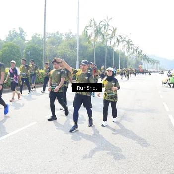 Runner Photo 6944805