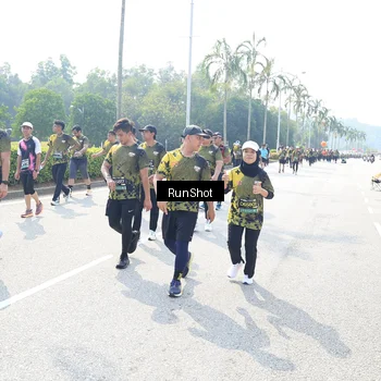Runner Photo 6944811