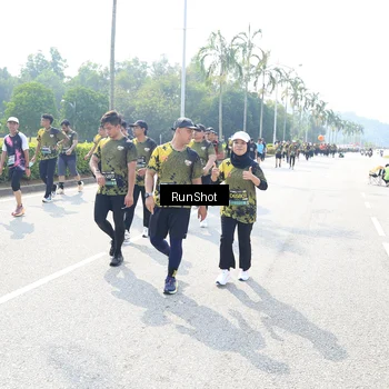 Runner Photo 6944812