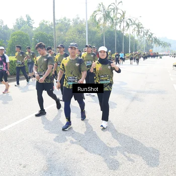 Runner Photo 6944816