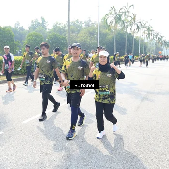 Runner Photo 6944818