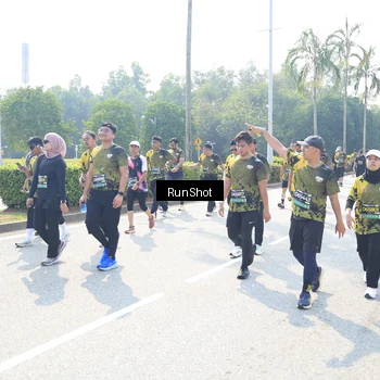 Runner Photo 6944829