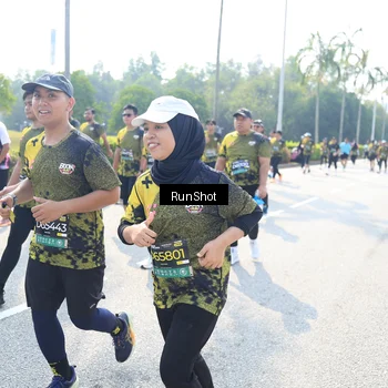 Runner Photo 6944832
