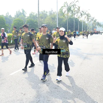 Runner Photo 6944841