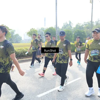 Runner Photo 6944847