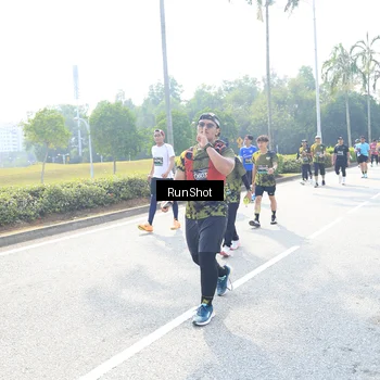 Runner Photo 6944873