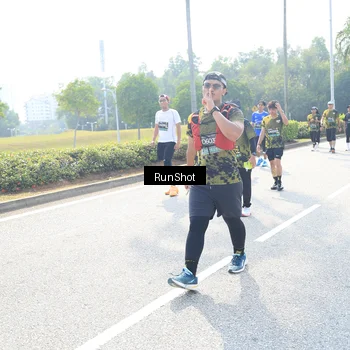 Runner Photo 6944877