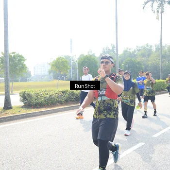 Runner Photo 6944887