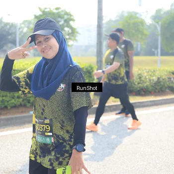 Runner Photo 6944923