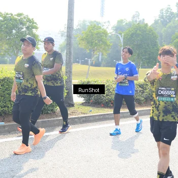 Runner Photo 6944929