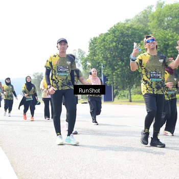 Runner Photo 6944963