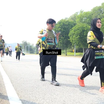 Runner Photo 6944993