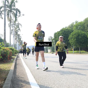 Runner Photo 6945009