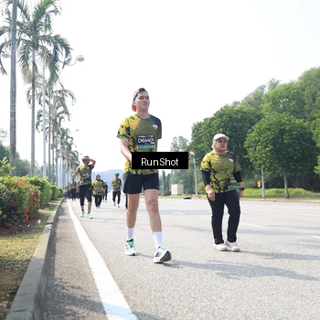 Runner Photo 6945010