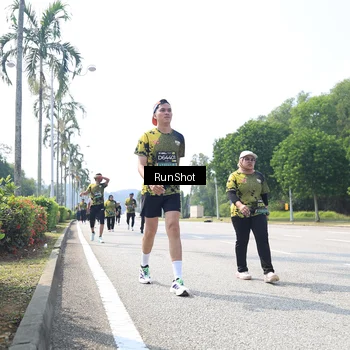Runner Photo 6945012