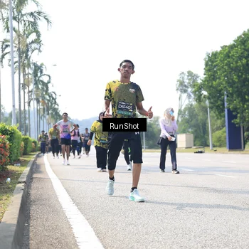 Runner Photo 6945017