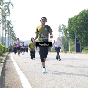 Runner Photo 6945019