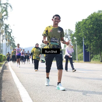 Runner Photo 6945024