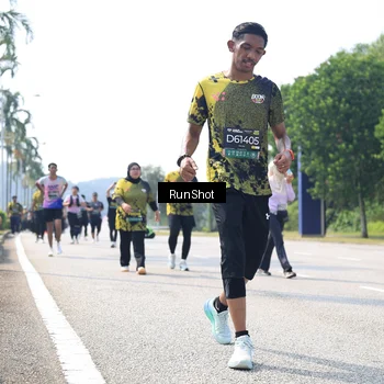Runner Photo 6945027