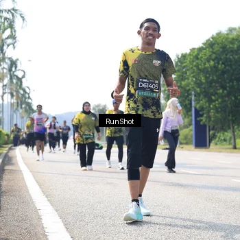 Runner Photo 6945028