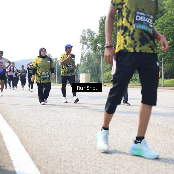 Runner Photo 6945035