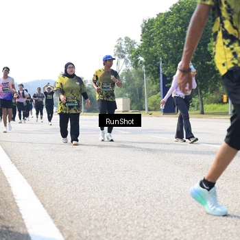 Runner Photo 6945036