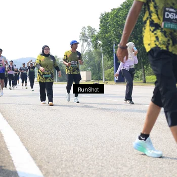 Runner Photo 6945037