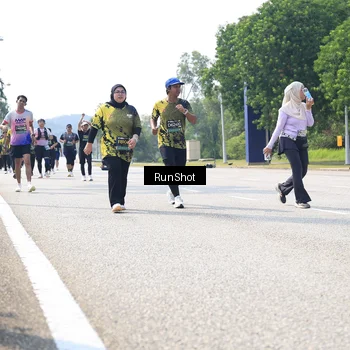 Runner Photo 6945039