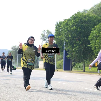 Runner Photo 6945042