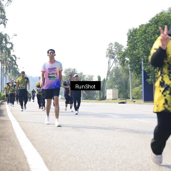 Runner Photo 6945059
