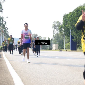 Runner Photo 6945063