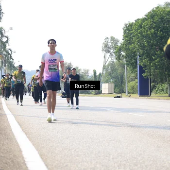 Runner Photo 6945065