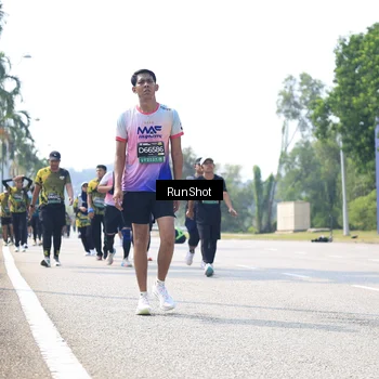 Runner Photo 6945066