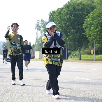 Runner Photo 6945089