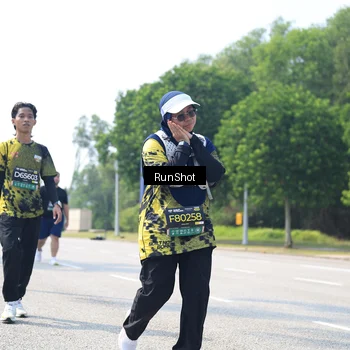 Runner Photo 6945095
