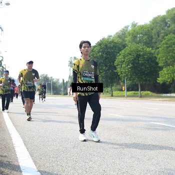 Runner Photo 6945104