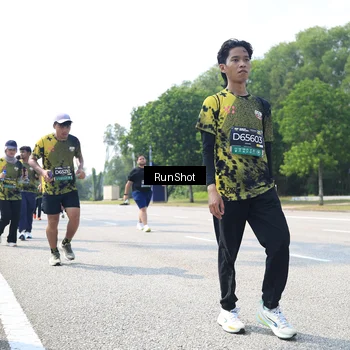 Runner Photo 6945109