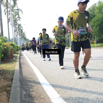 Runner Photo 6945122