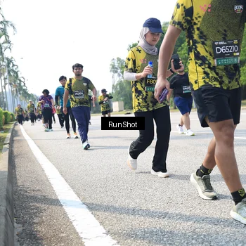 Runner Photo 6945126