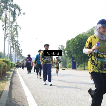 Runner Photo 6945128