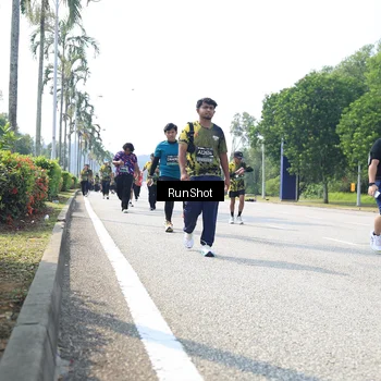 Runner Photo 6945130