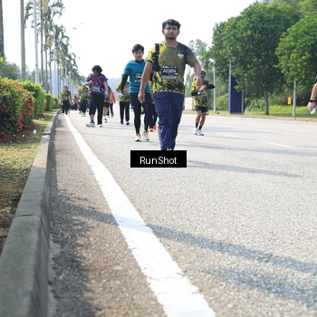Runner Photo 6945132
