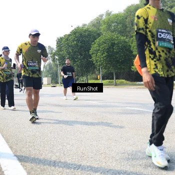 Runner Photo 6945139