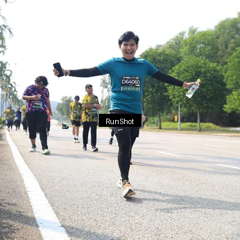 Runner Photo 6945156