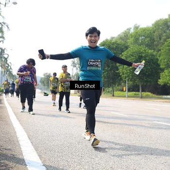 Runner Photo 6945157